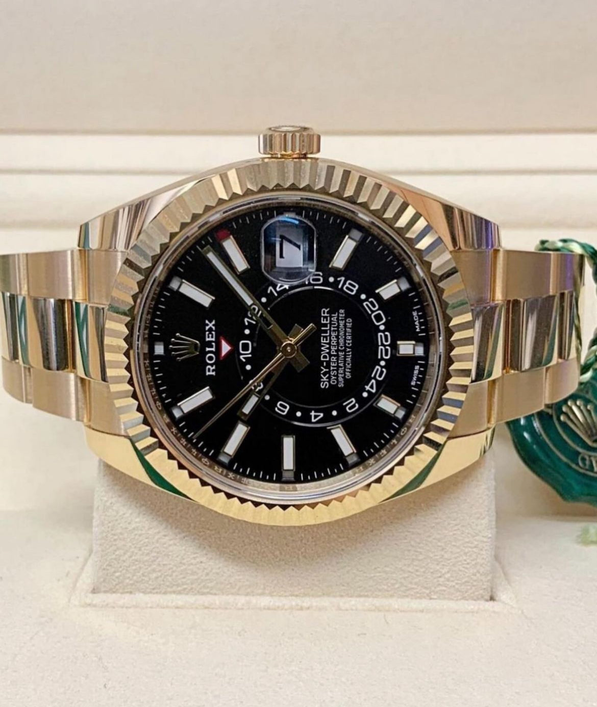 ROLEX SKY DWELLER ORO QUADRANTE NERO