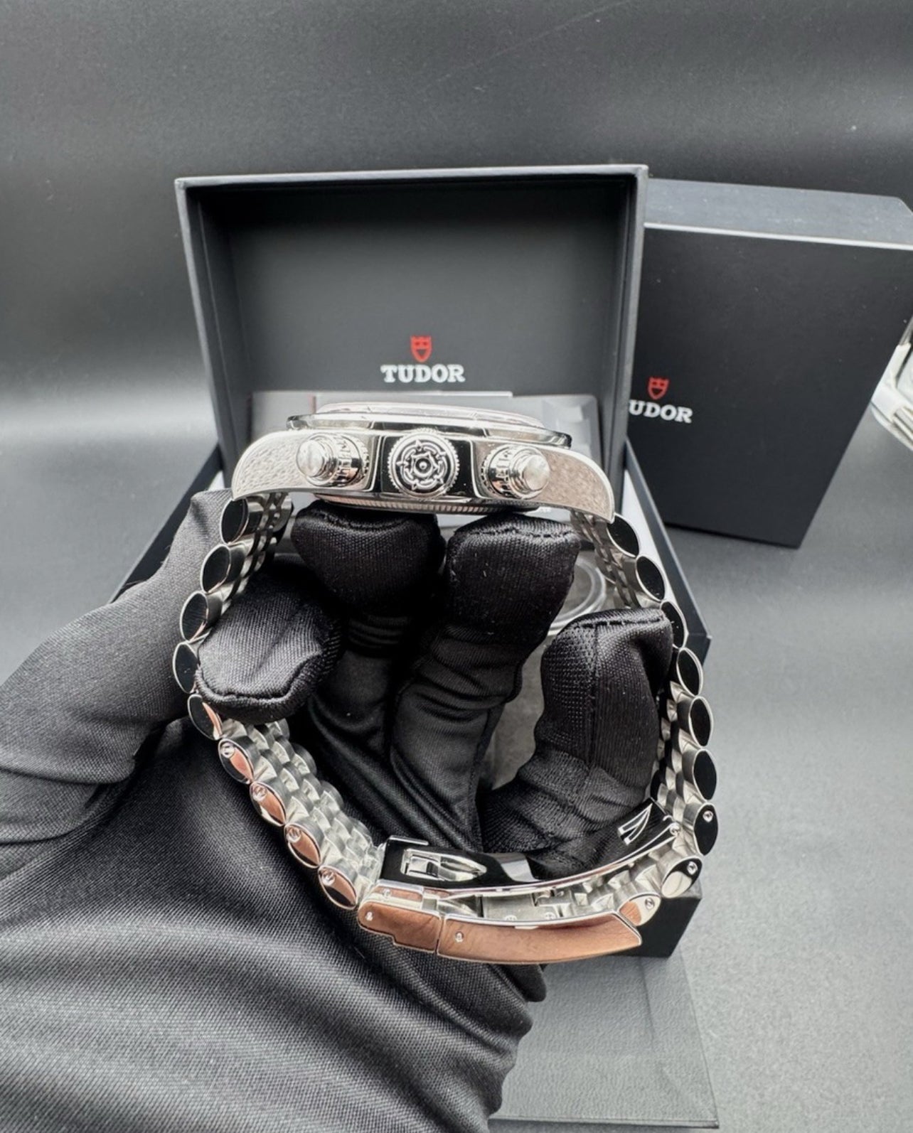 TUDOR BLACK BAY PINK