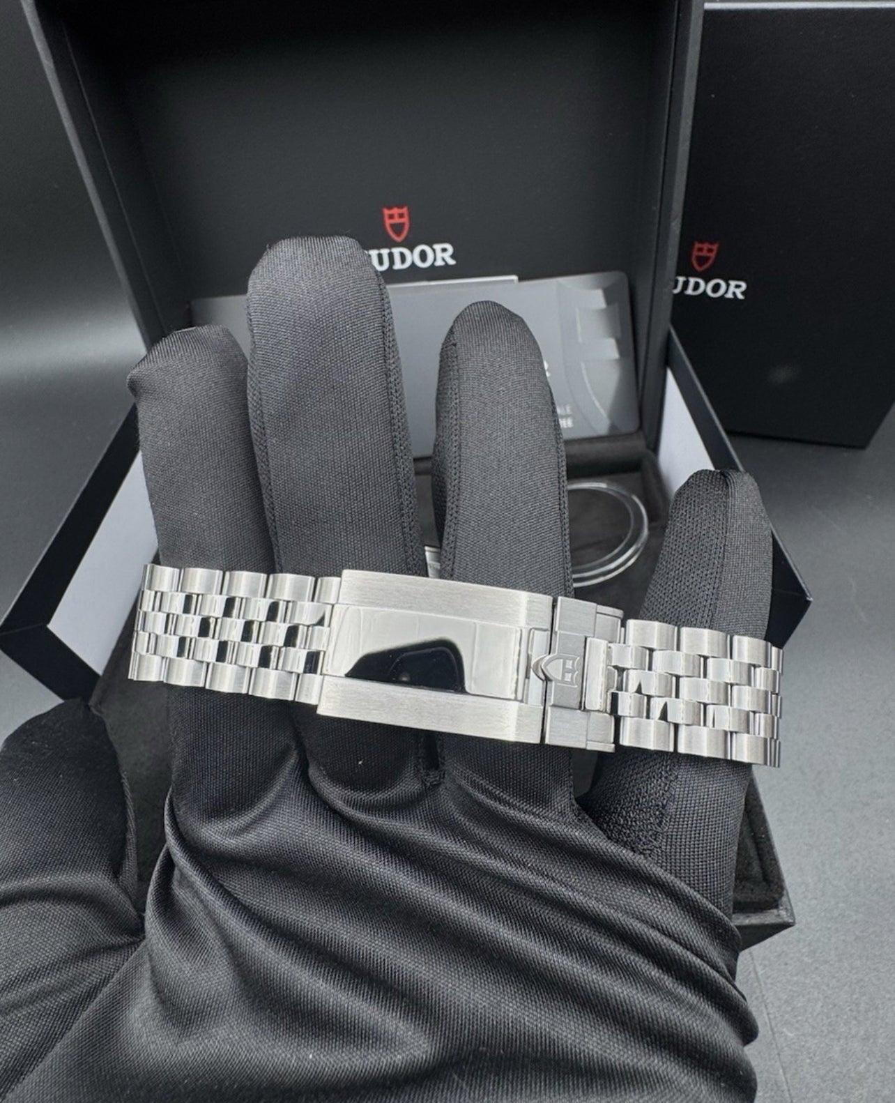 TUDOR BLACK BAY PINK