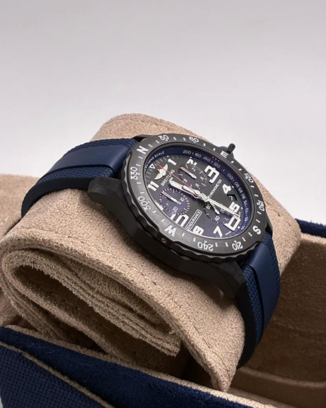 Breitling Professional Endurance Pro 44 Blu Navy