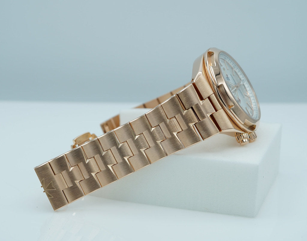Vacheron CONSTANTIN OVERSEAS DUAL TIME 7900V ROSE GOLD