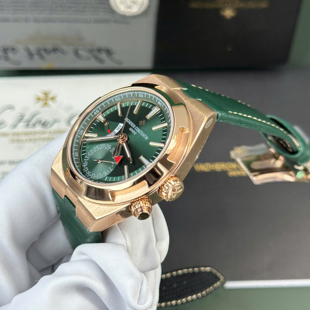 Vacheron CONSTANTIN OVERSEAS DUAL TIME 7900V ROSE GOLD & GREEN DIAL
