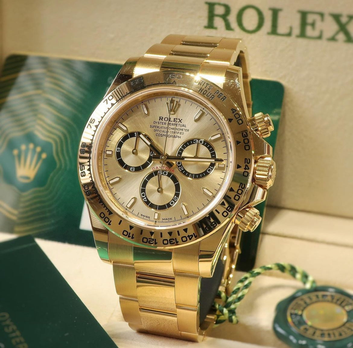 ROLEX DAYTONA  GOLD