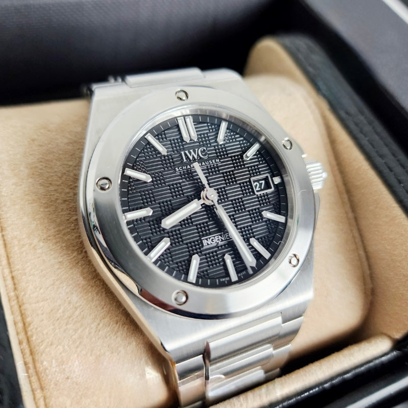 IWC INGENIEUR Automatic 40mm Black Dial