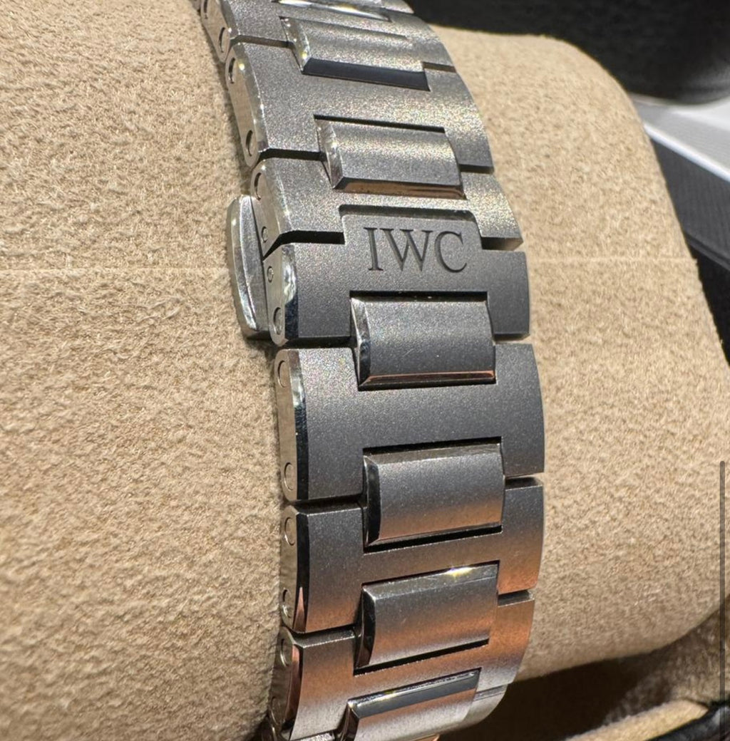 IWC INGENIEUR Automatic 40mm Light Blu Dial