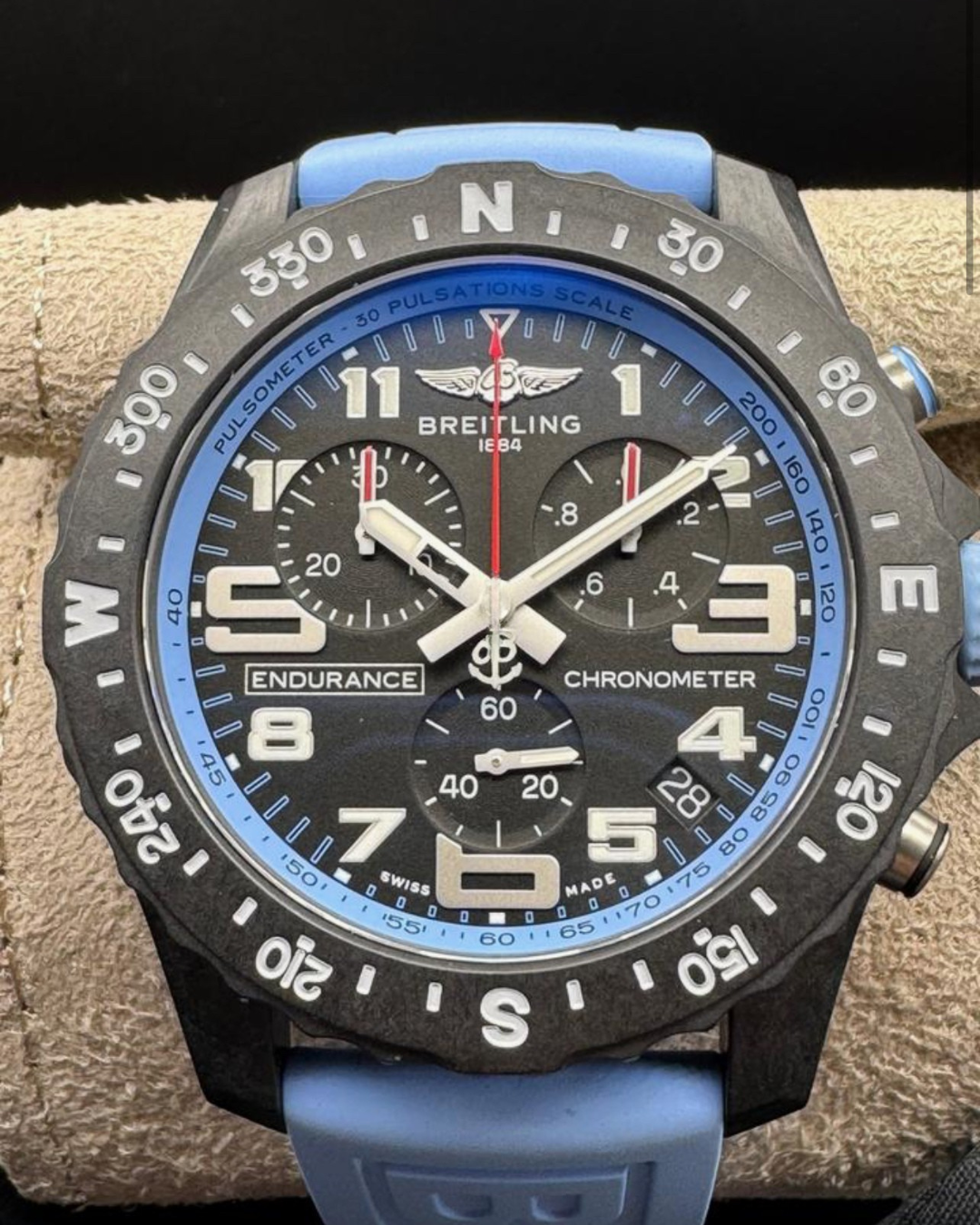 Breitling Professional Endurance Pro 44 Light Blu