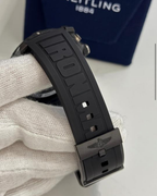 Breitling Professional Endurance Pro 44 IRONMAN® Finisher