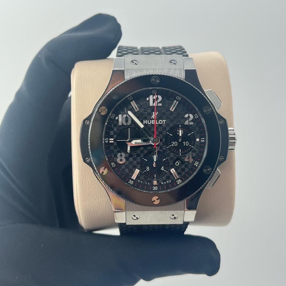 Hublot 2022 big bang Ceramic Black carbon dial 44mm FULL SET