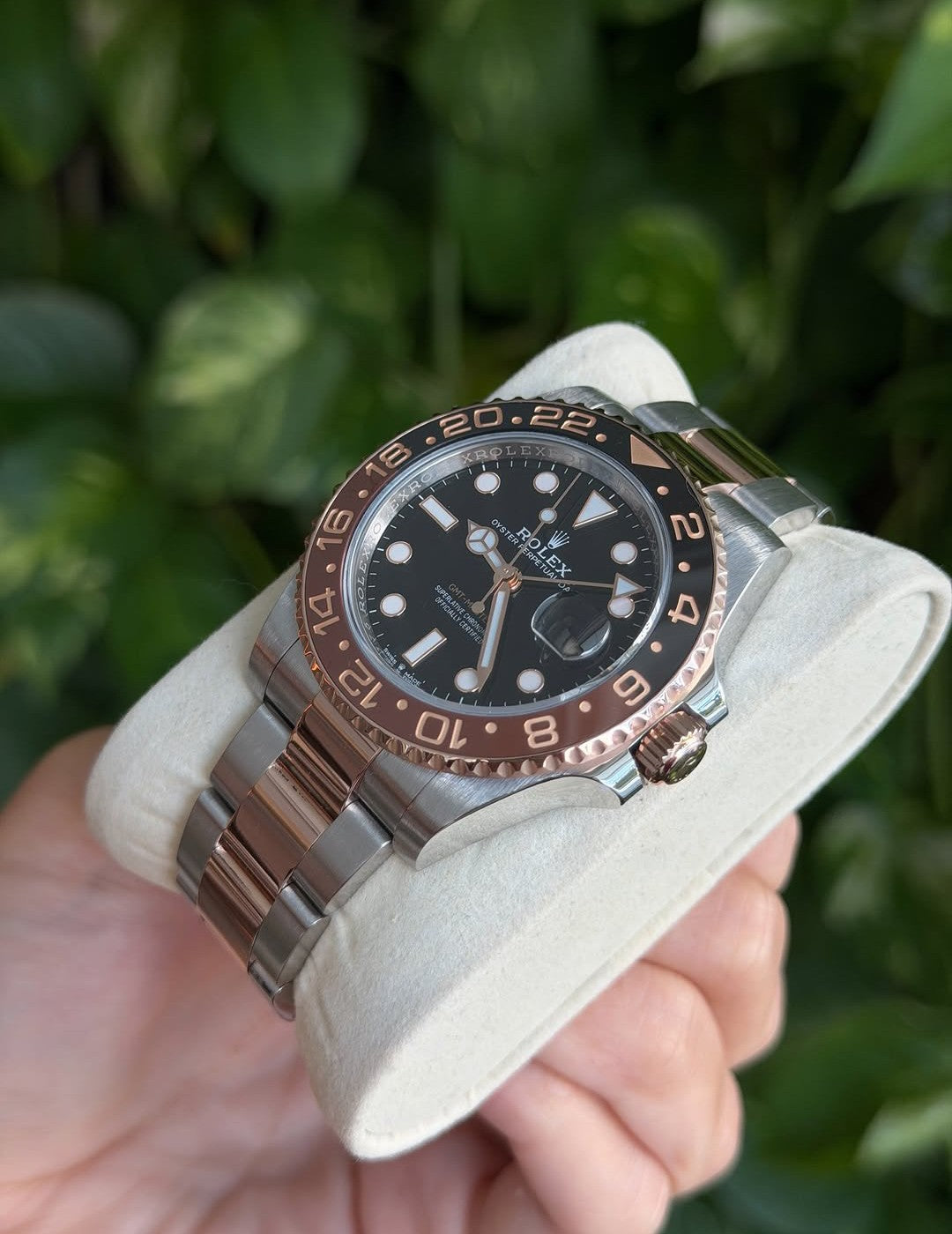 ROLEX GMT MASTER II ROOT-BEER