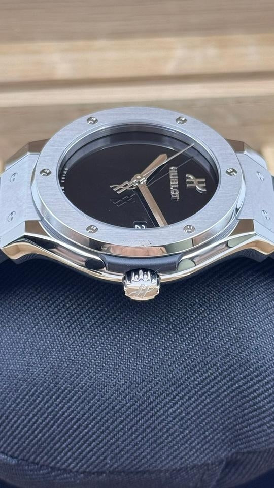 Hublot Classic Fusion Titanium