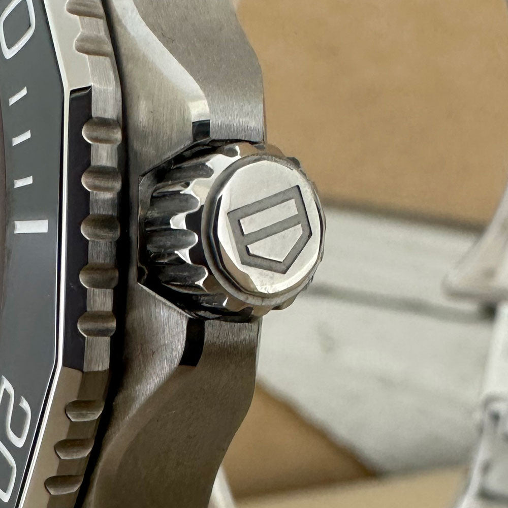 Tag Heuer Acquaracer 300 M Orange