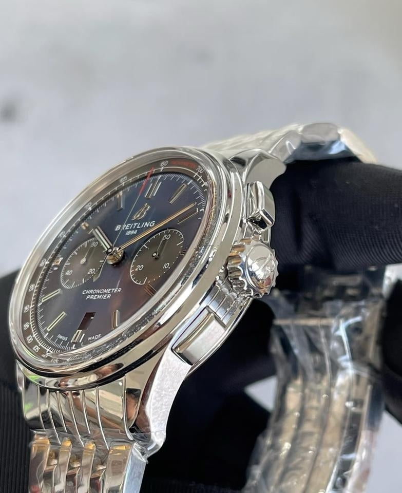 Breitling
Premier B01 Chronograph 42