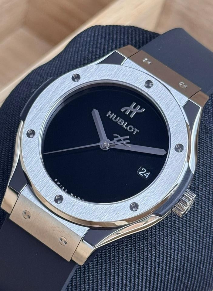 Hublot Classic Fusion Titanium