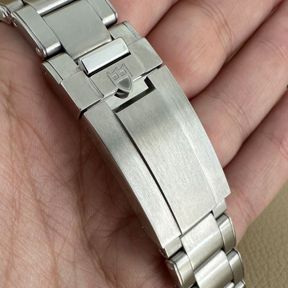 Tudor Black Bay Pro