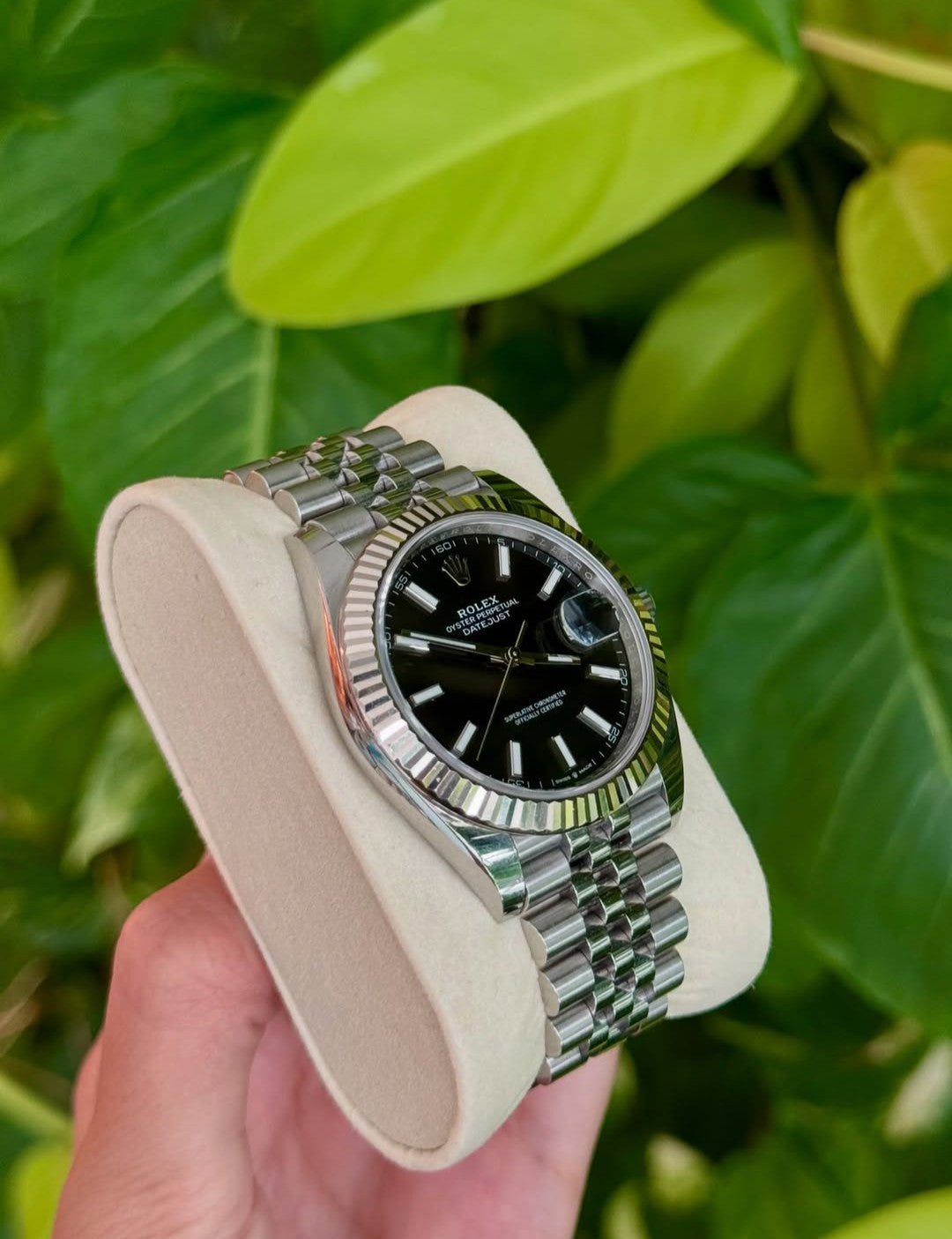 ROLEX DATEJUST JUBILÈE BLACK DIAL