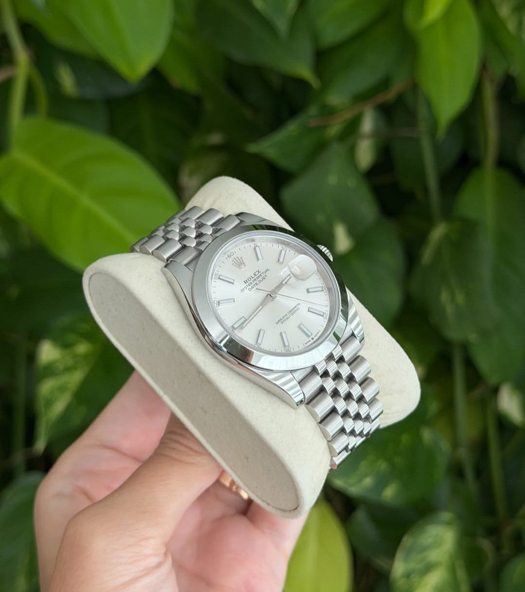 ROLEX DATEJUST JUBILEE SILVER DIAL