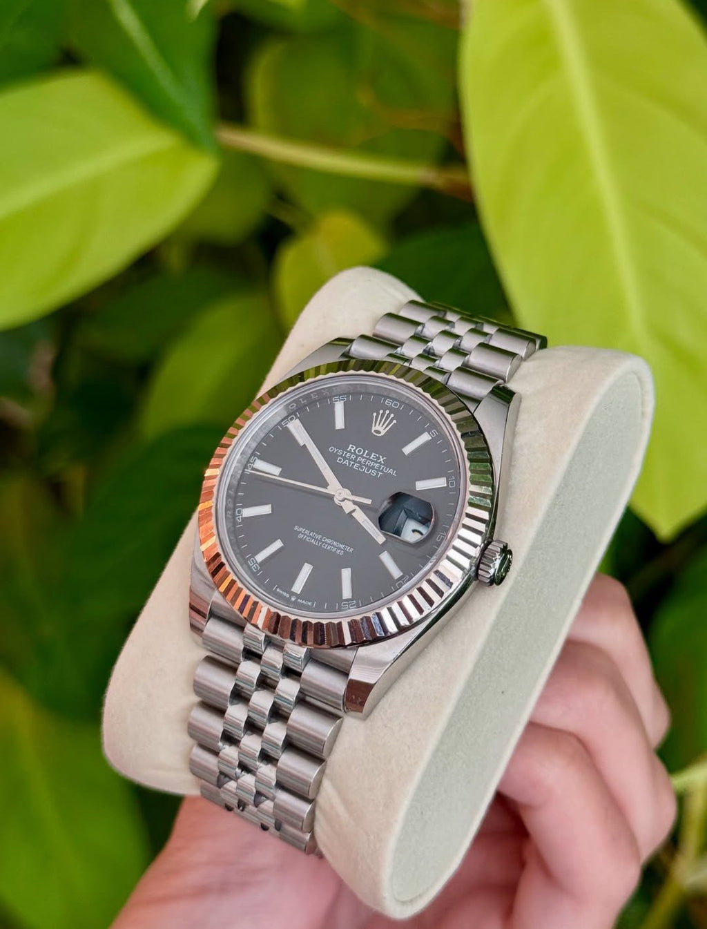 ROLEX DATEJUST JUBILÈE BLACK DIAL