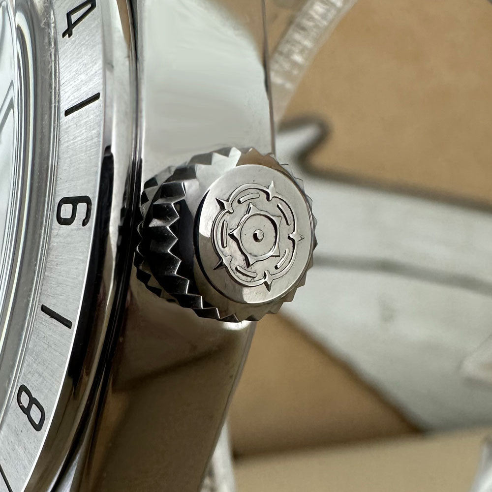 Tudor Black Bay Pro